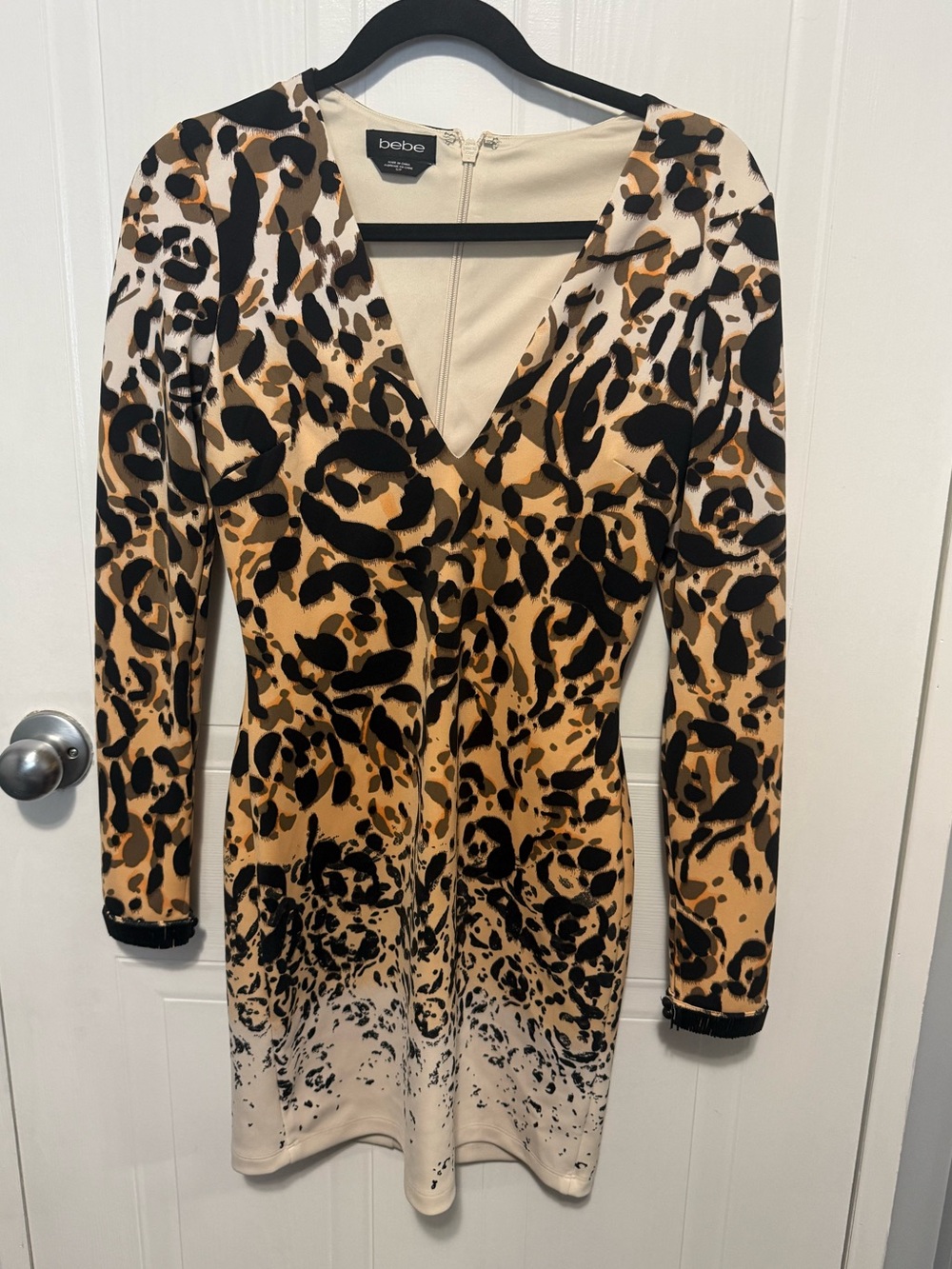 Bebe Leopard Animal Print Long Sleeve Bodycon Mini Dress – Size Small